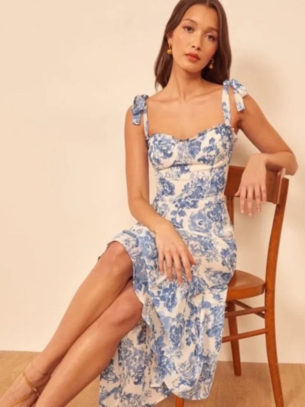 ~~NWT~~Reformation Nikita Dress in Olympia Blue Floral Toile - Picture 3 of 11